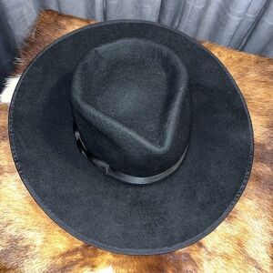 NWT, Carly Jean Rancher Hat